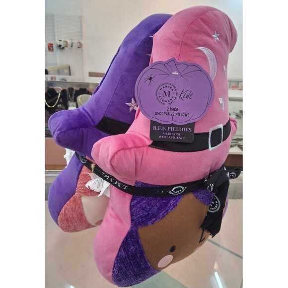 NEW! Martha Stewart Kids 2 Pack B.F.F. Witch Halloween Decorative Pillows - Picture 2 of 10